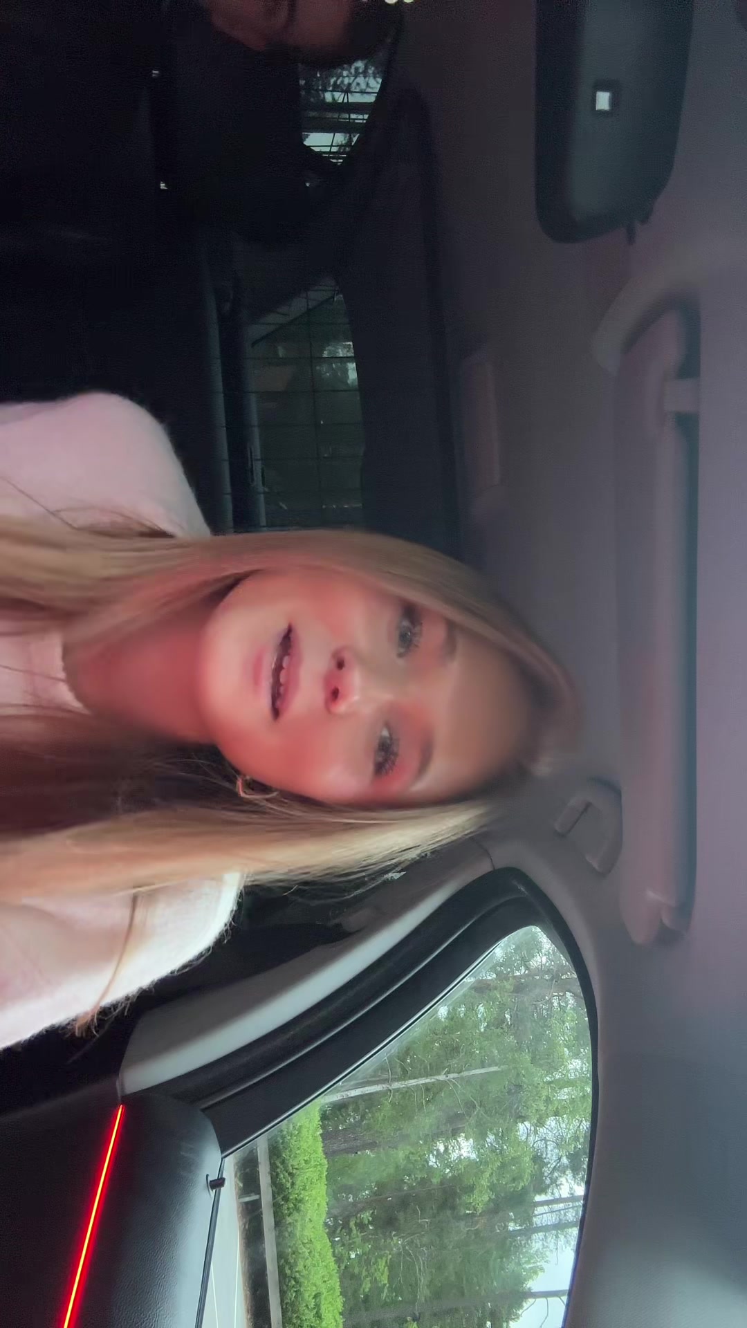 @Elle