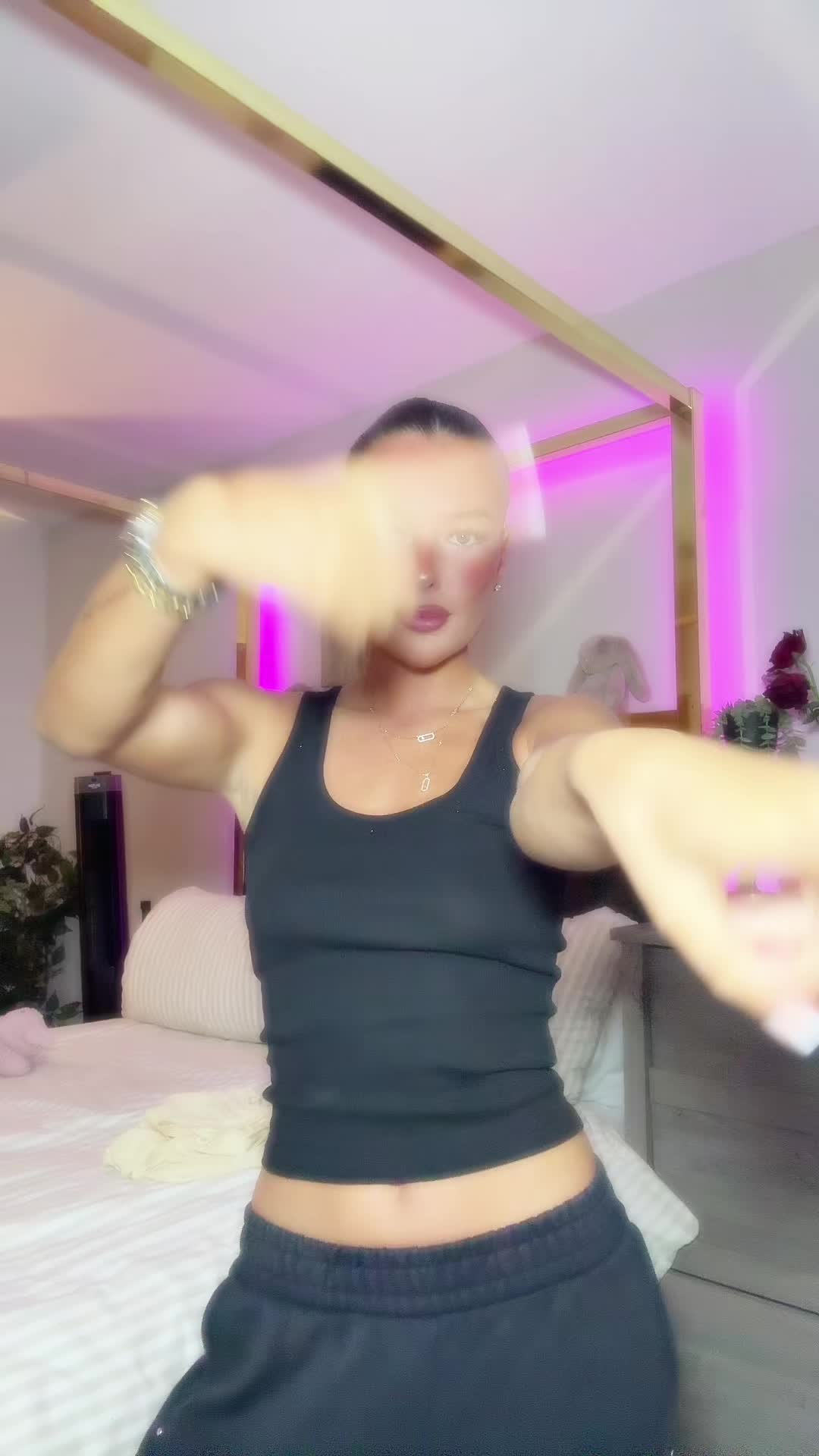 @maybev1104