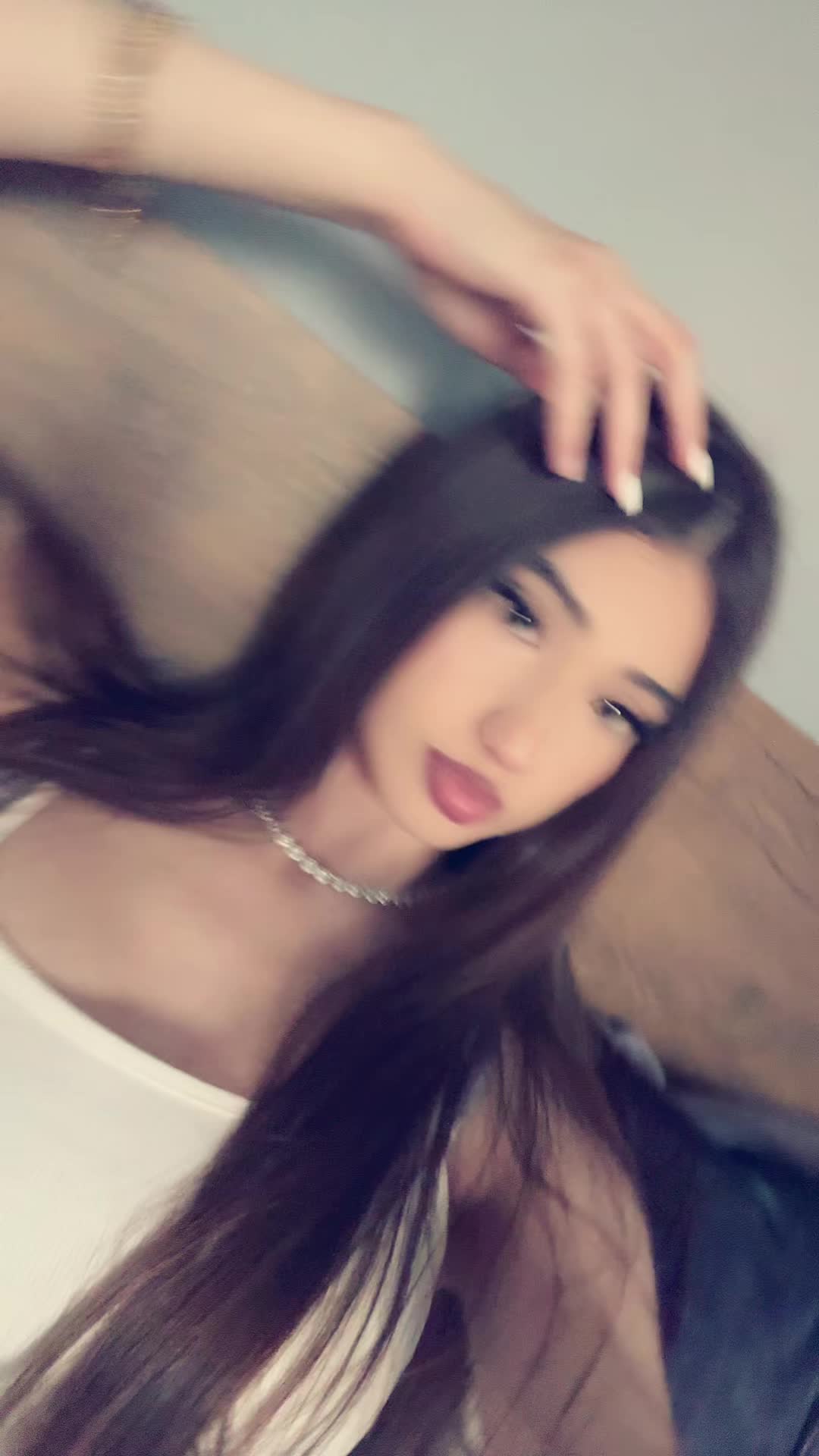 @Ianira