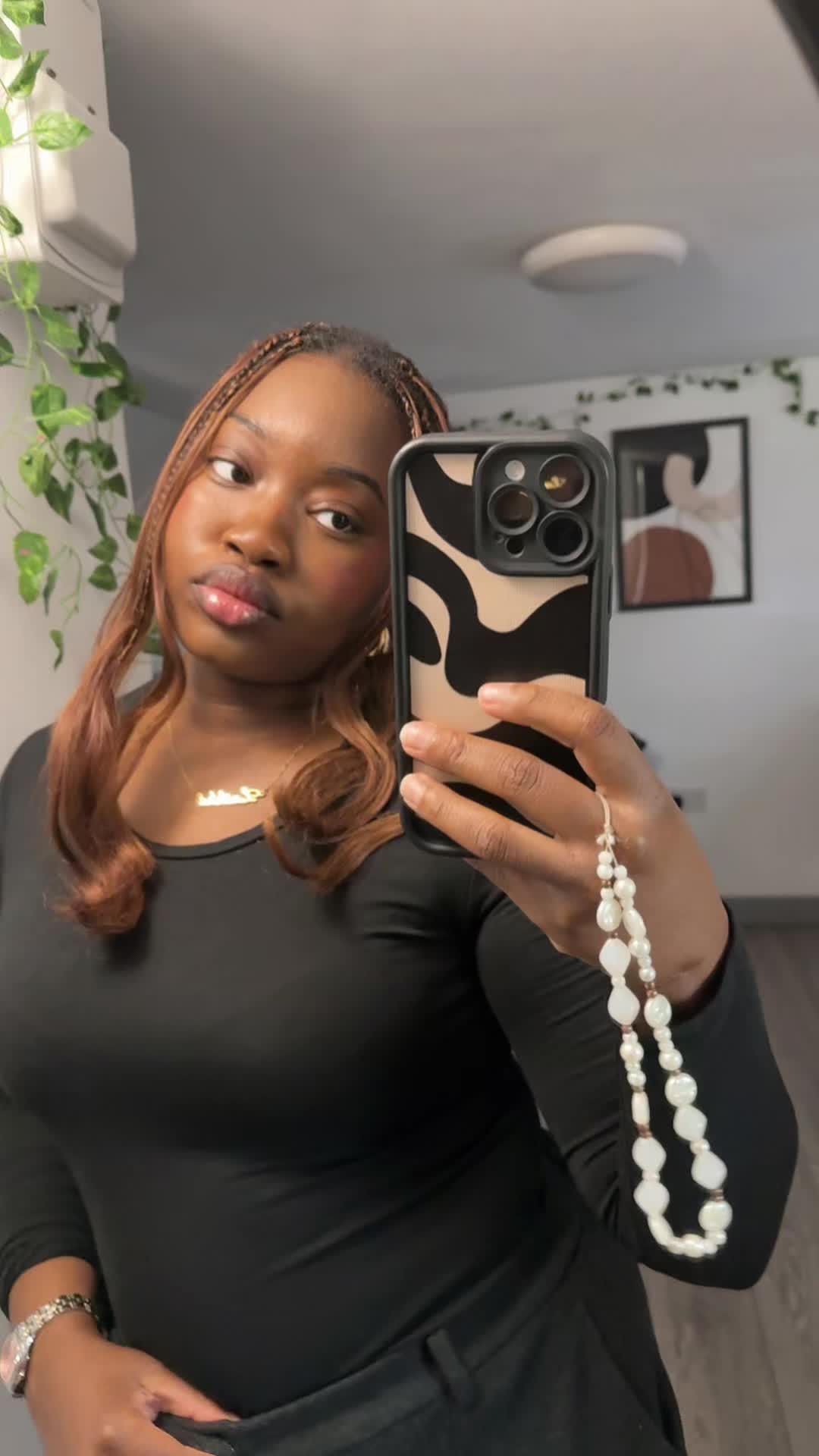 @Laylay