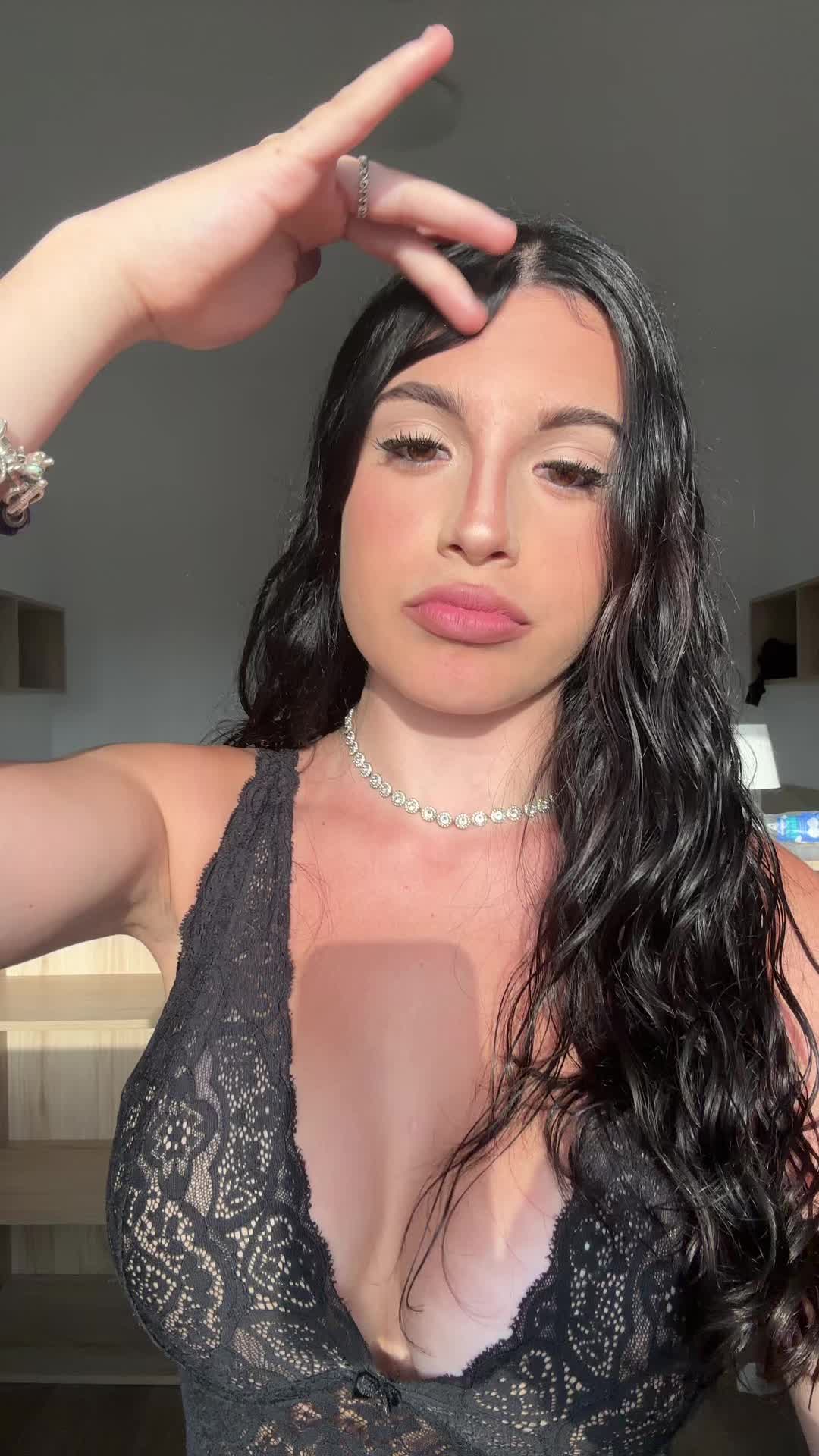@🦇