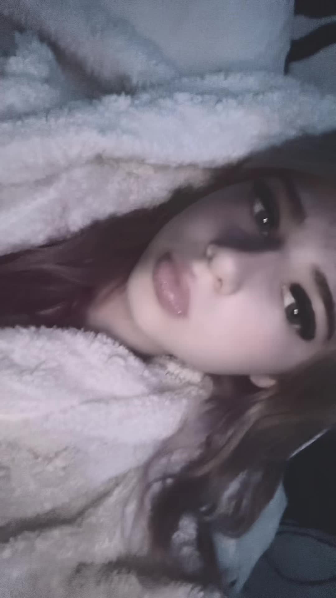 @𝐨𝐥𝐢𝐯𝐢𝐚-𝐞𝐬𝐦𝐞-🩷