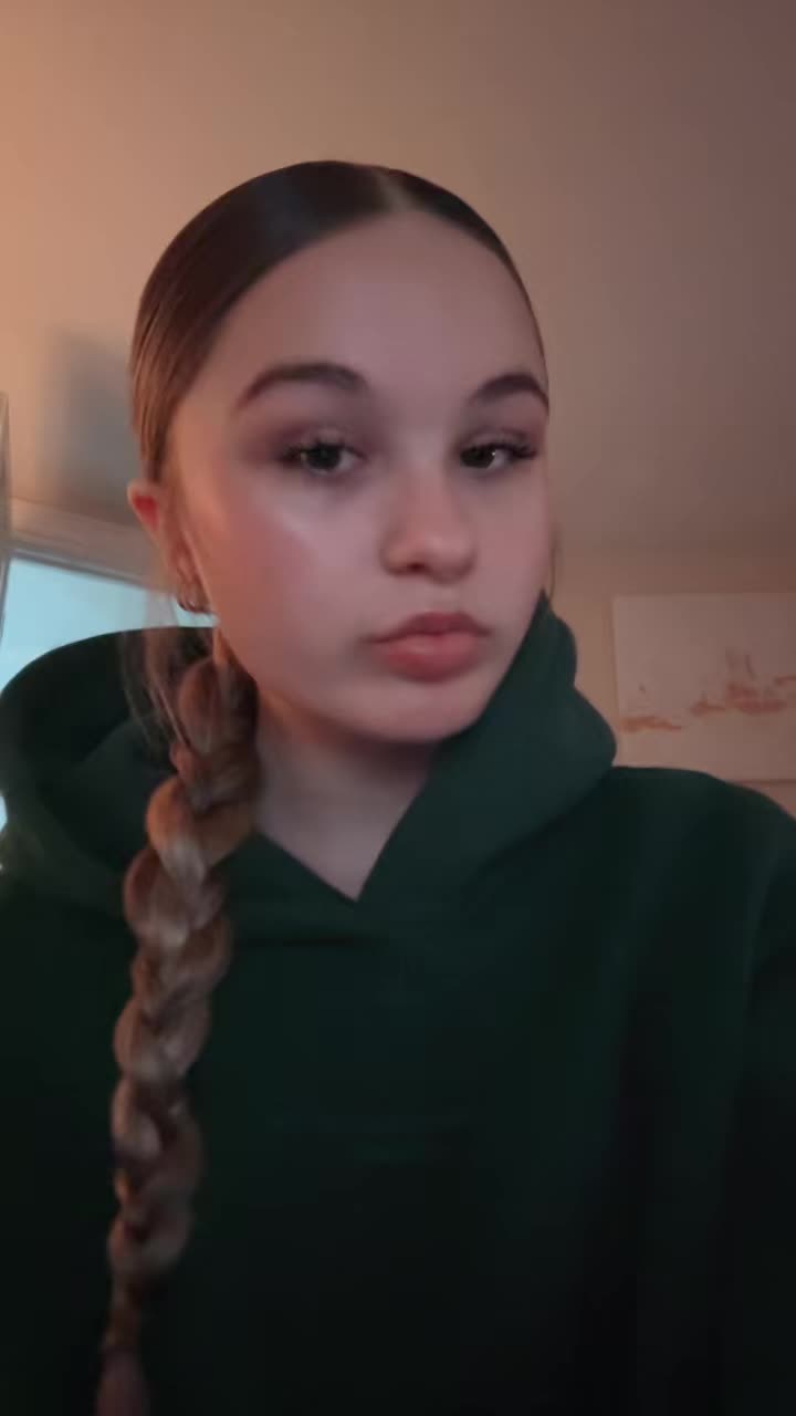 @lily