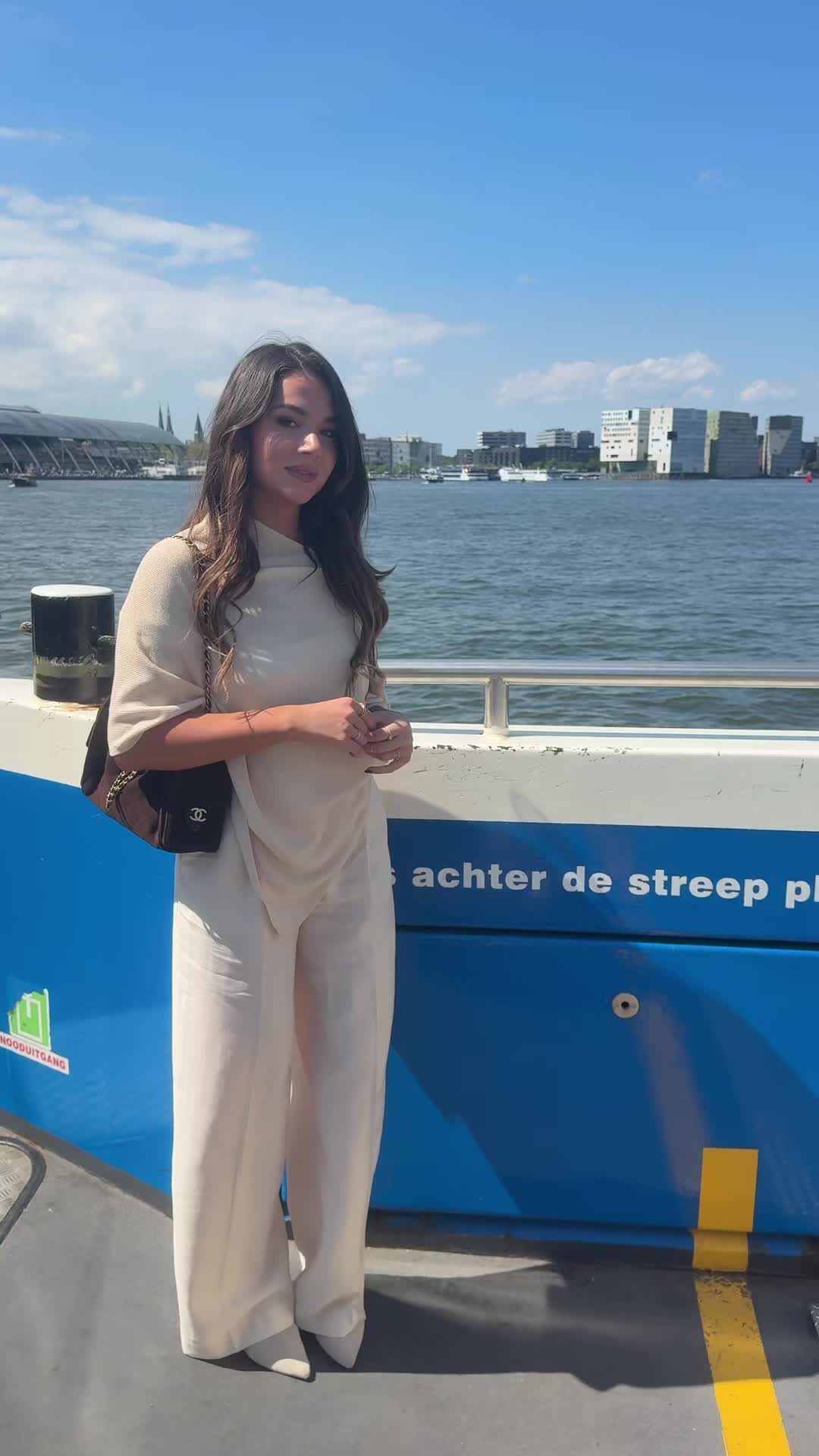 @Dilara G&ouml;zel