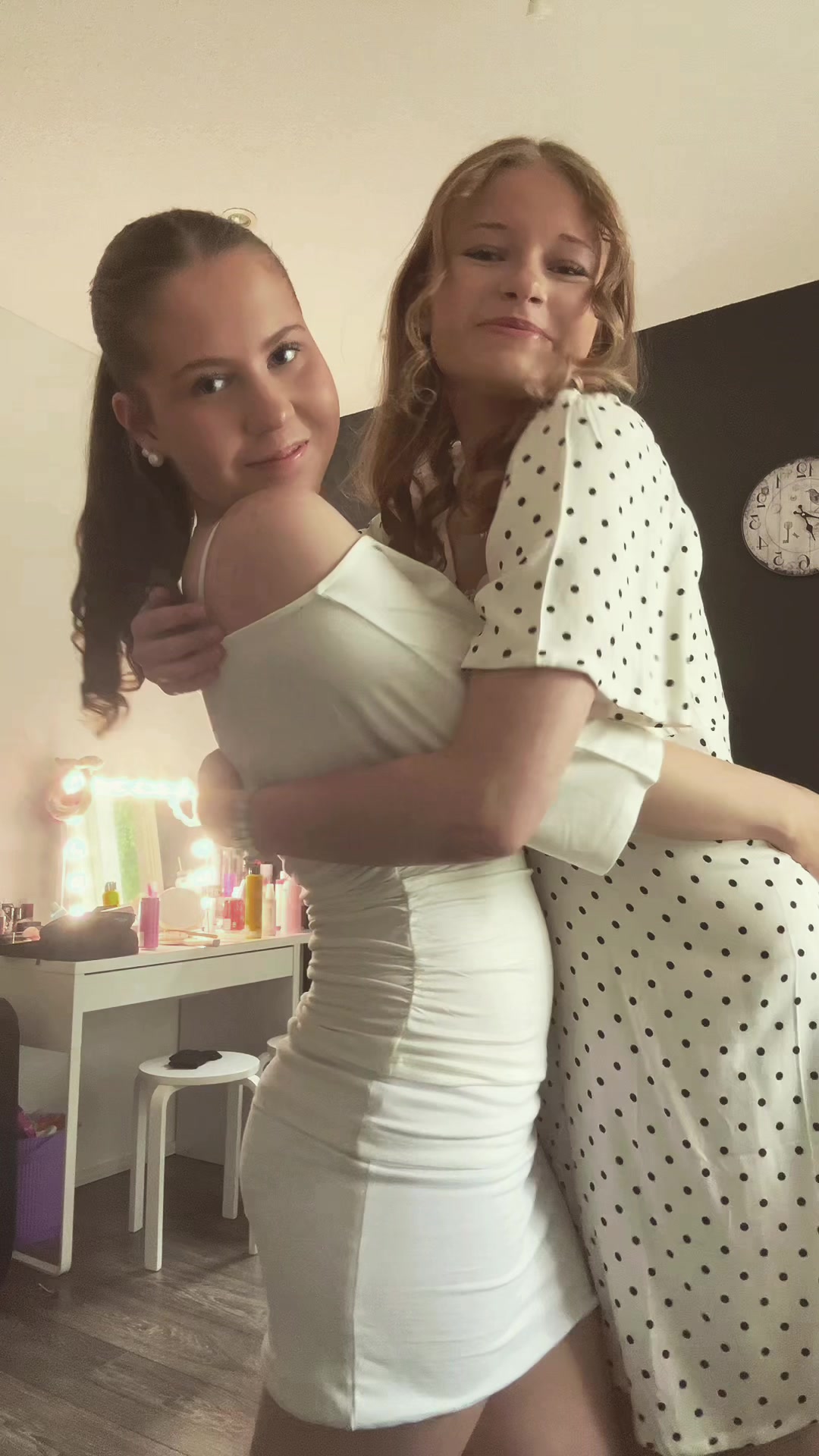 @Minea🫰🏻