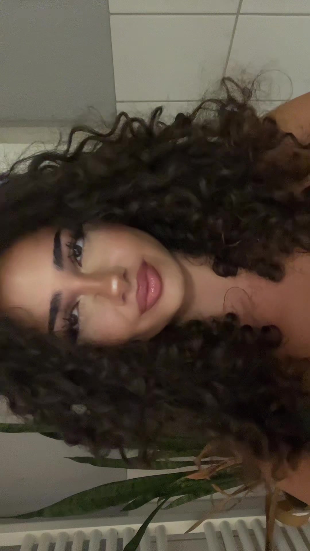 @Aischaa