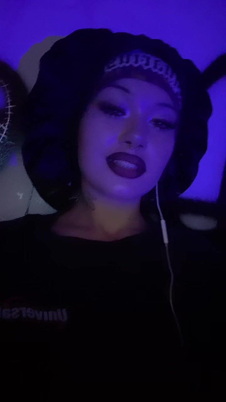 @Kiana