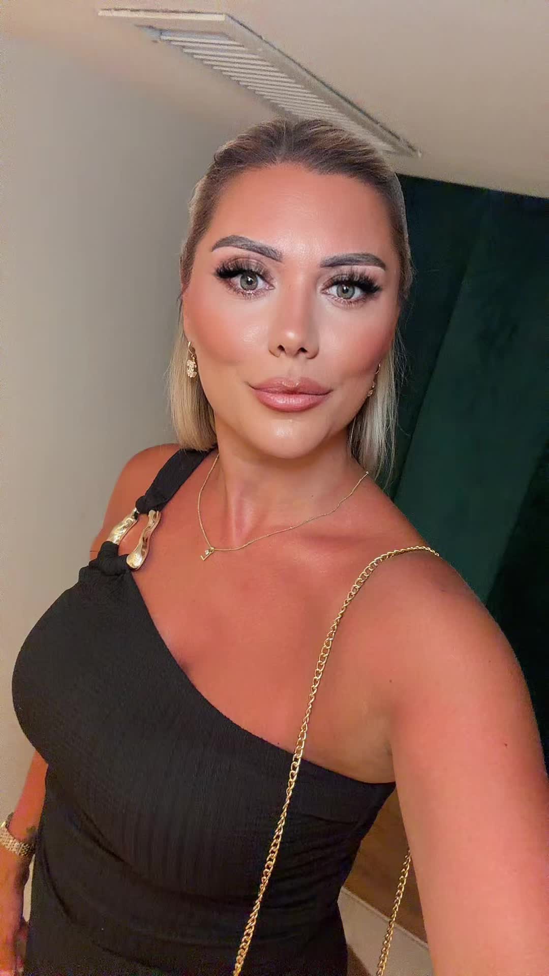 @queendije