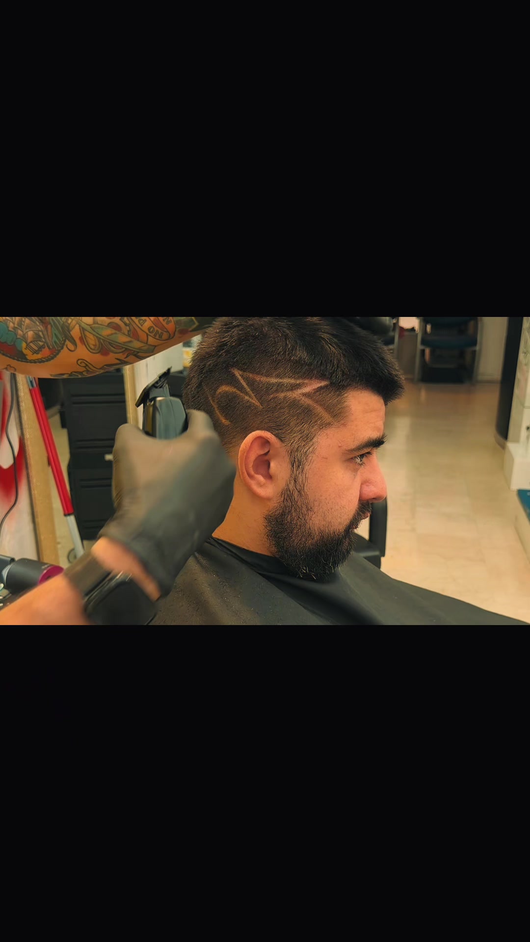 @EnriqueManguezBarberShop