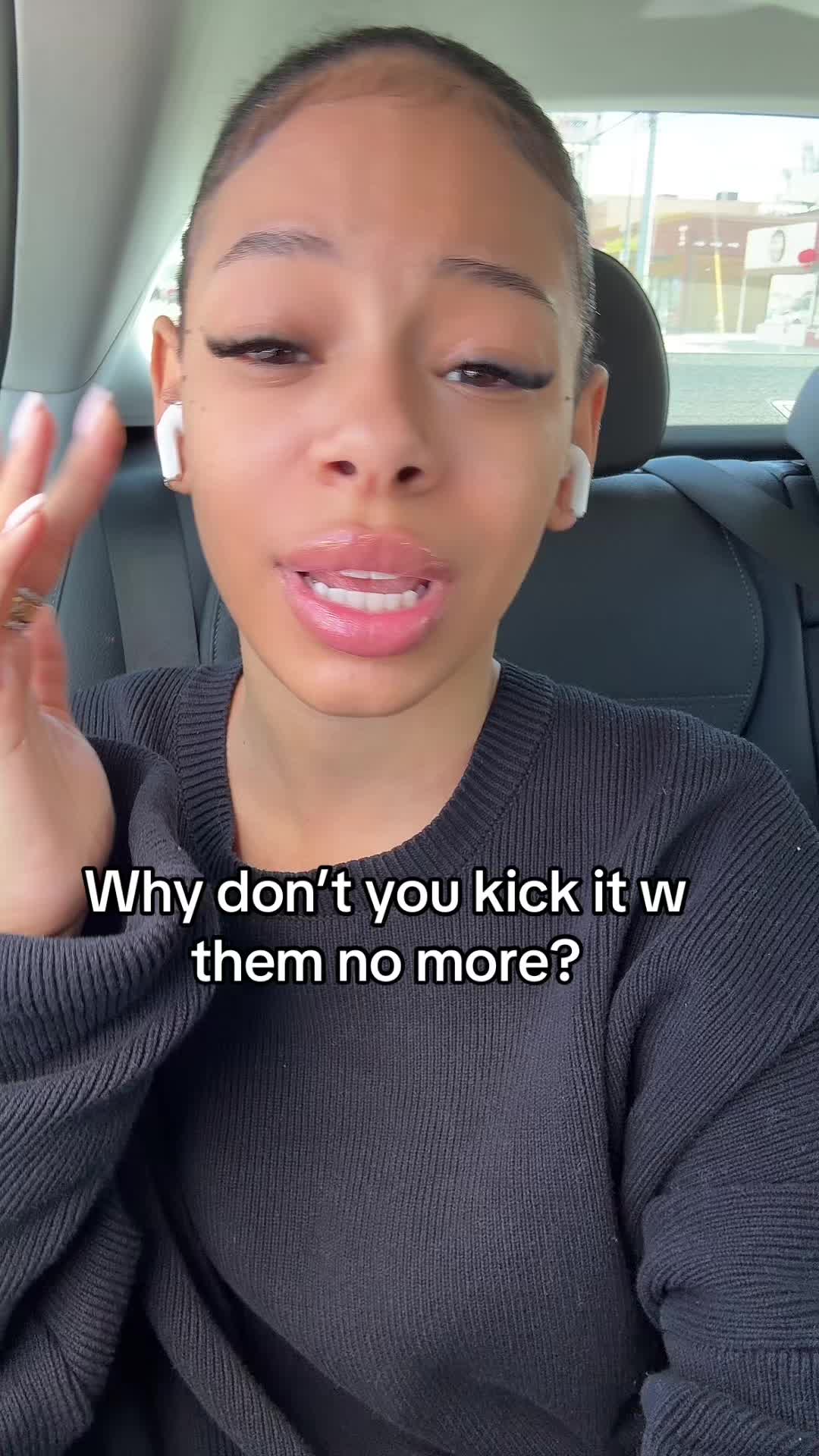 @Aniya🎀