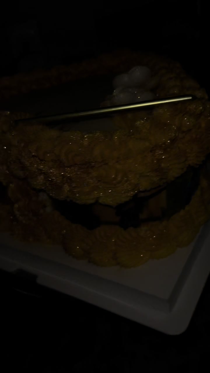 @Cake Lady 🎂 | Lo 🖤