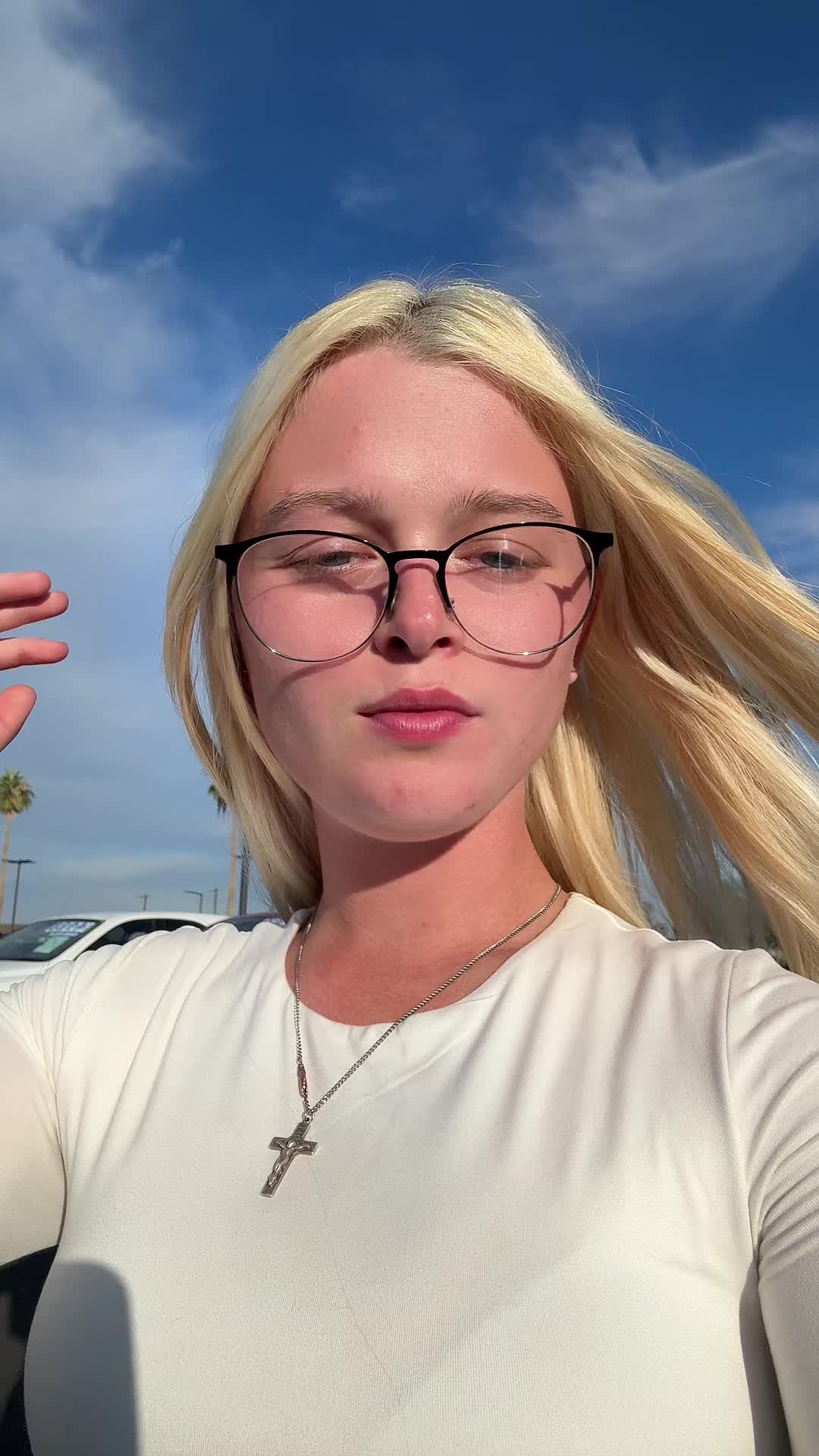 @Olivia401147