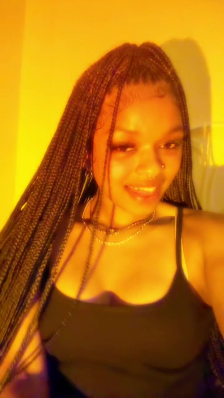 @Madam👸🏽
