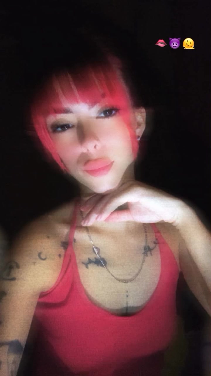 @m&auml;r&iuml;&euml;_&euml;&iuml;r&auml;m 🍒