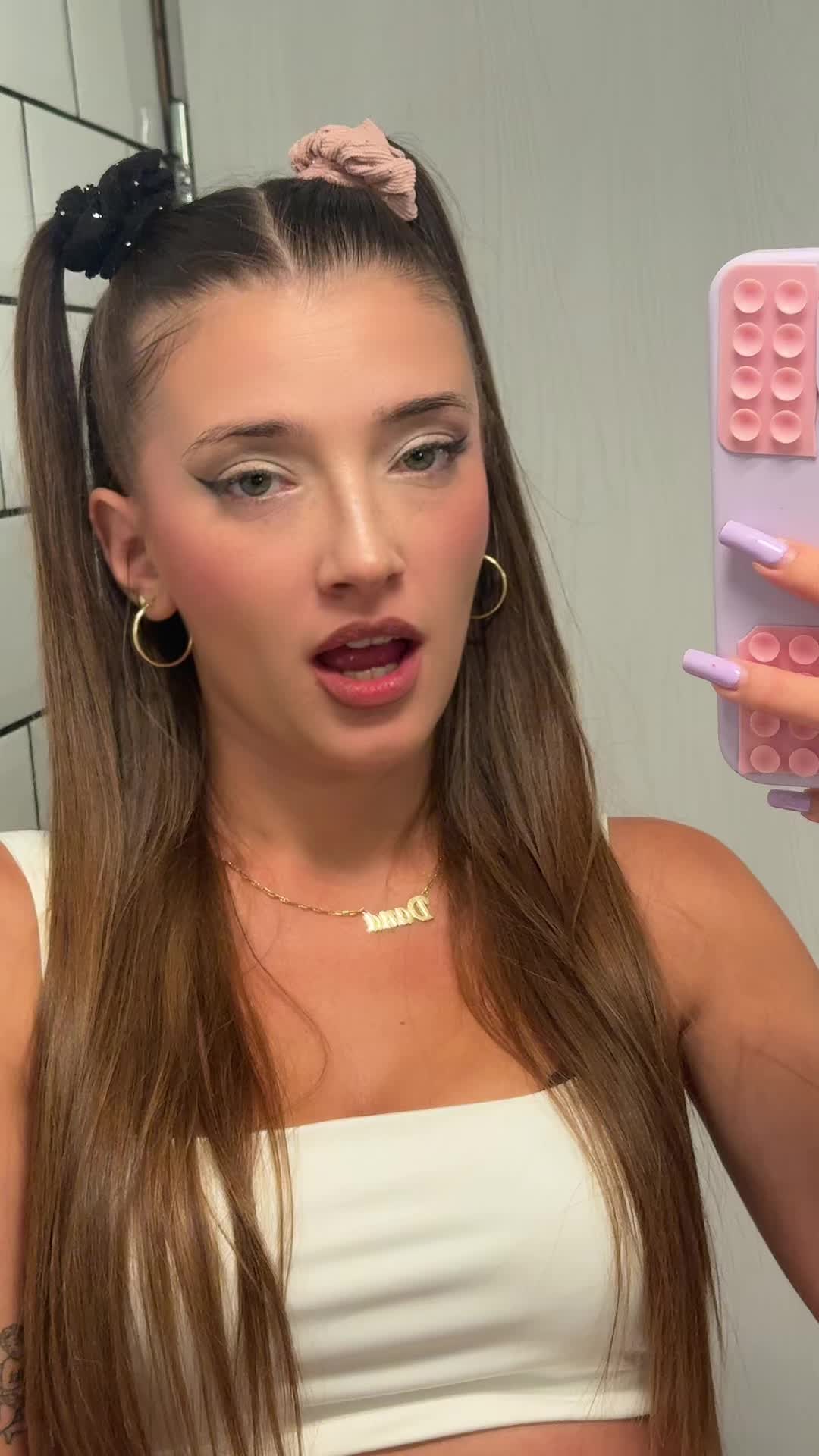 @elena_nanu
