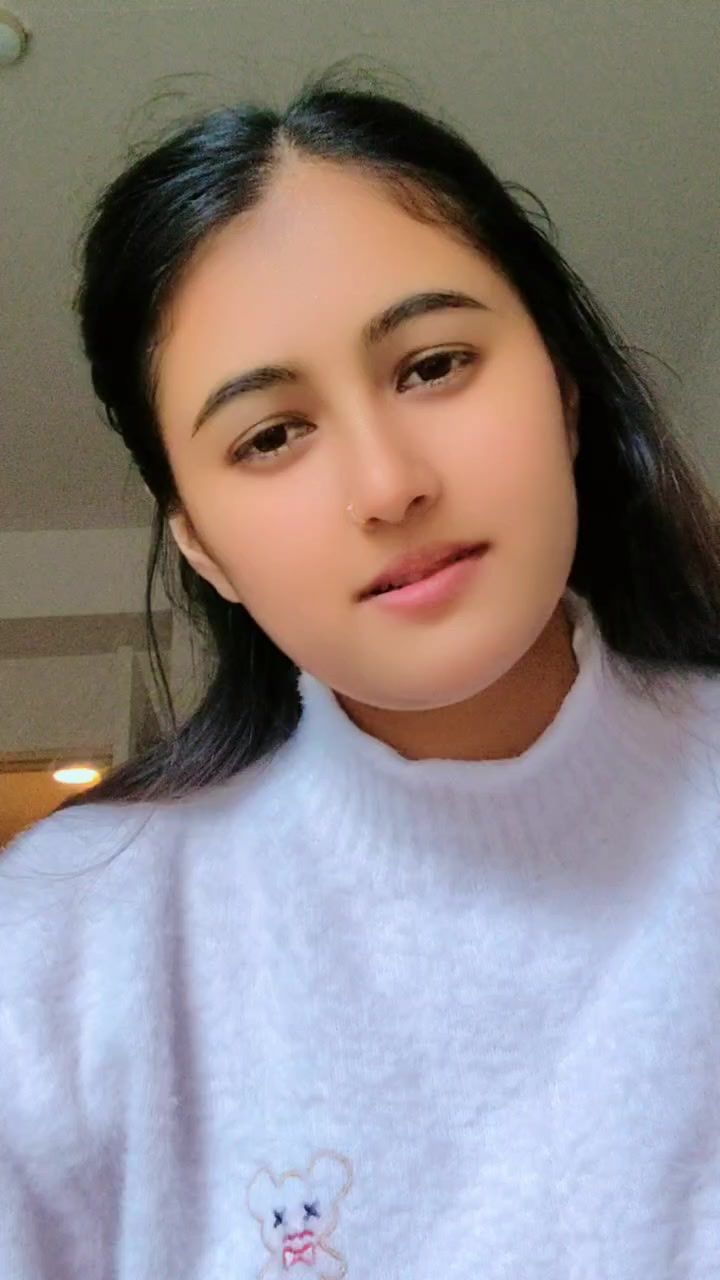 @JANU❤️💫