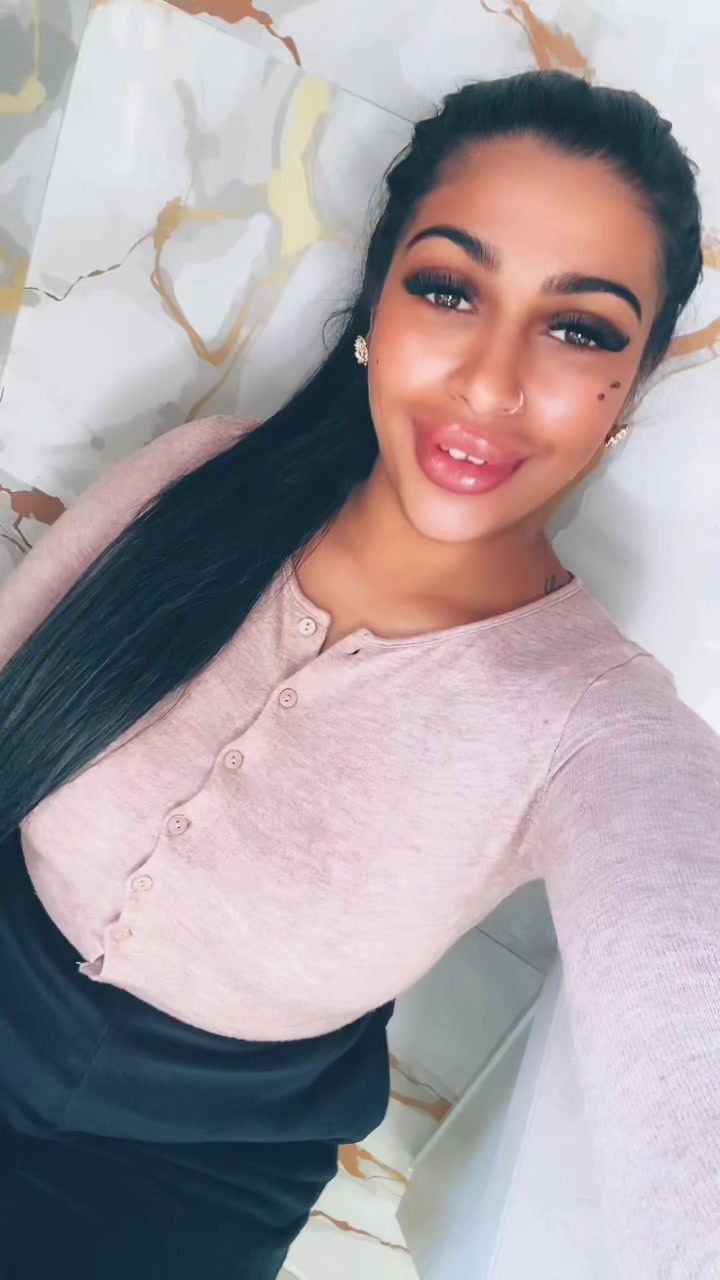 @Ana brunetica