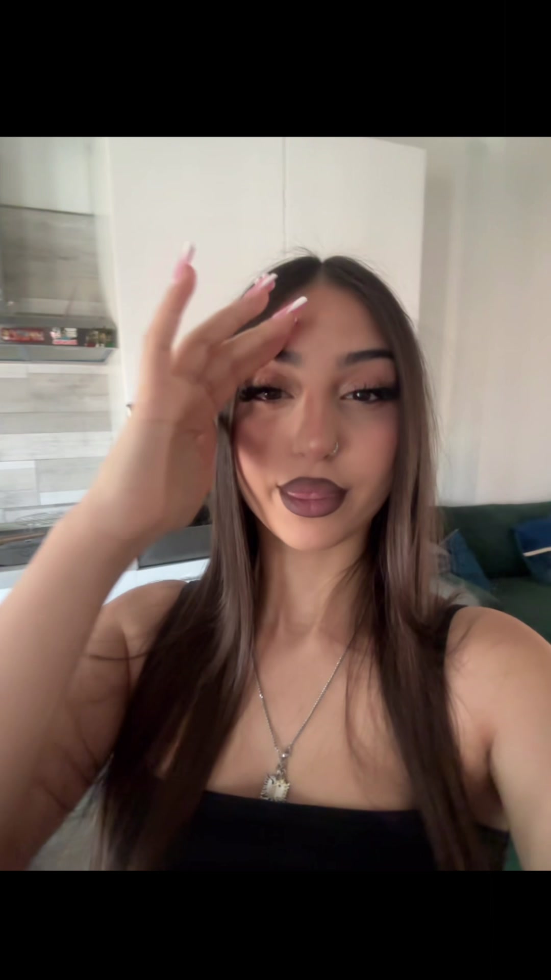 @👸🏽🇦🇱
