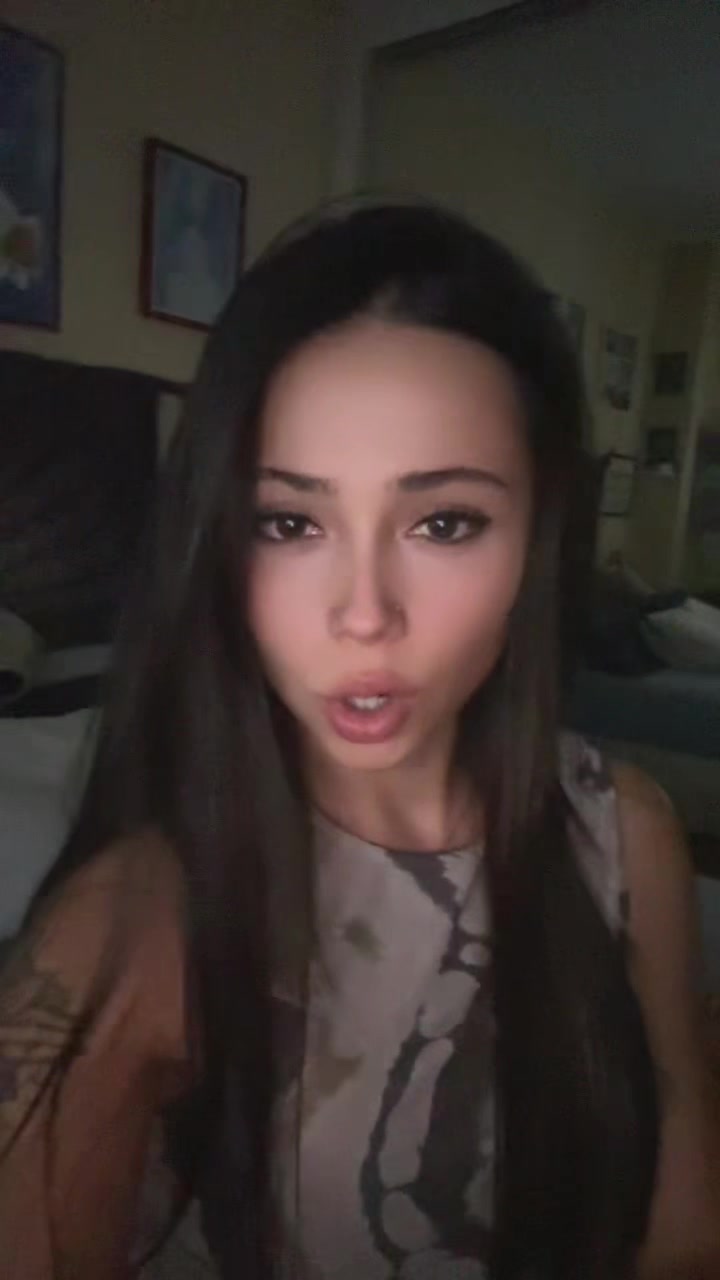 @isabelita