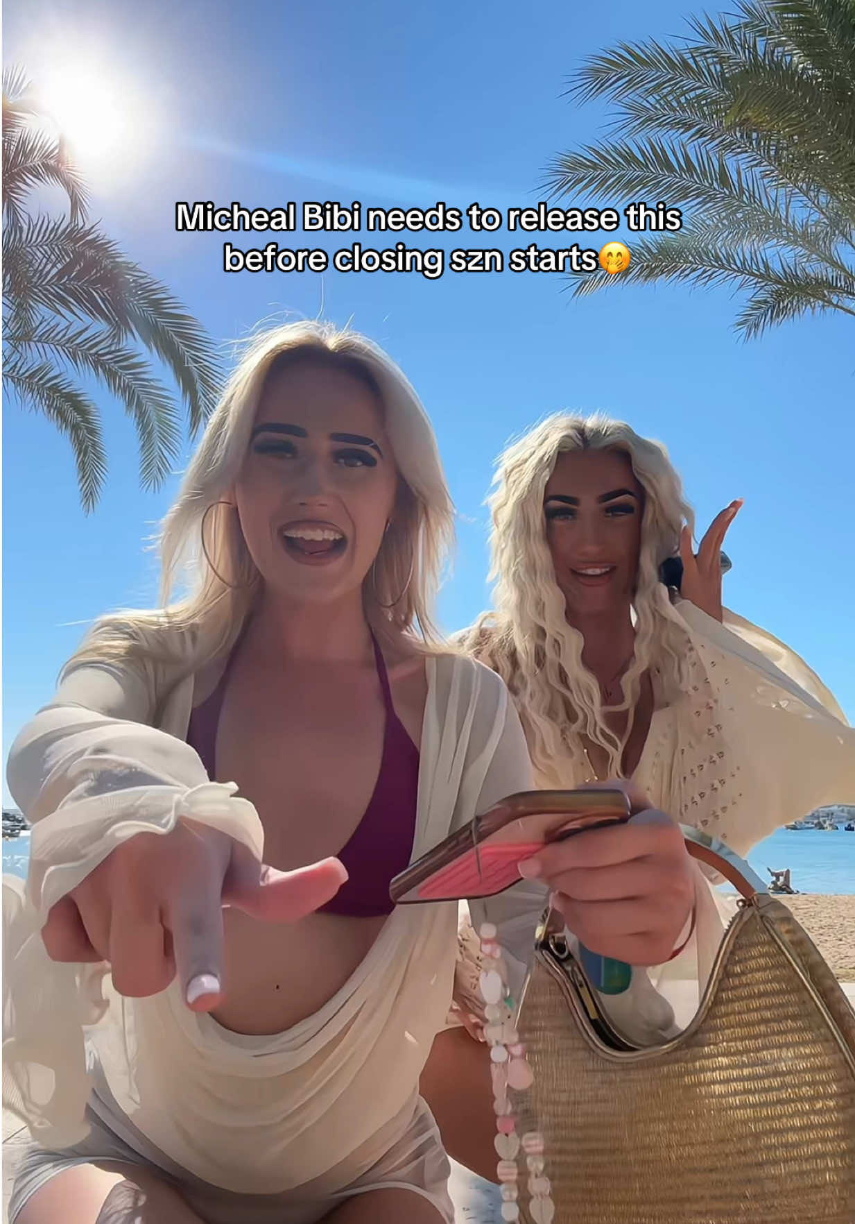 @laurenvinee