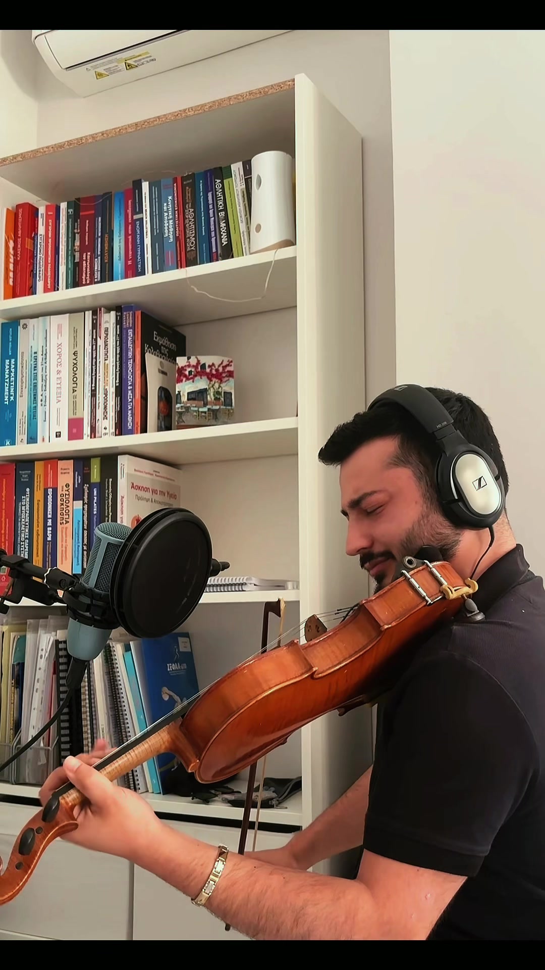 @DimitrisViolin