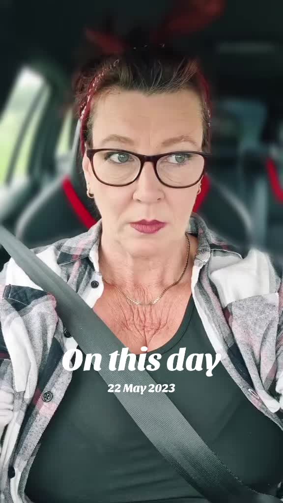 @flipertyflopfluffmeister