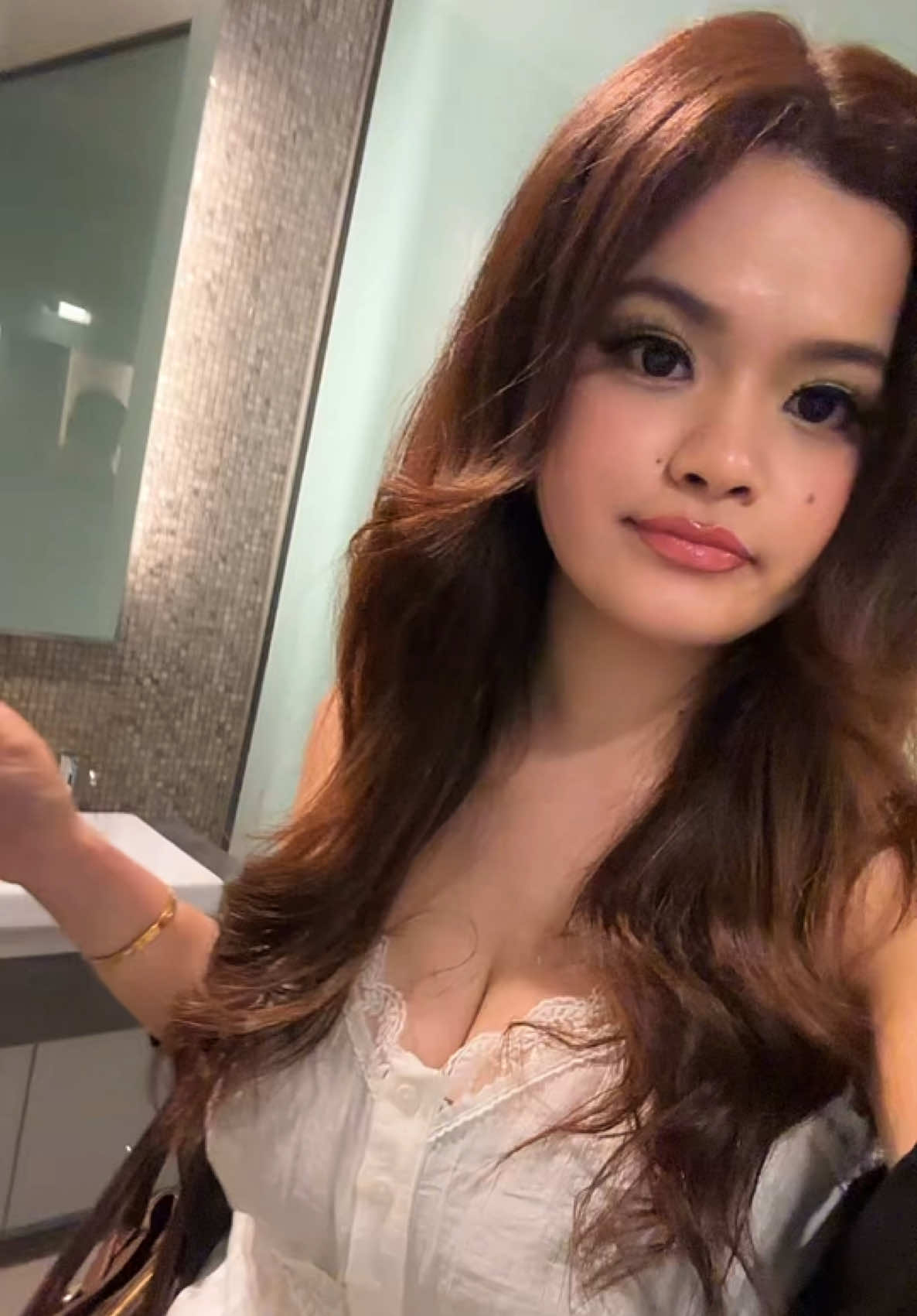 @_sshresthaa