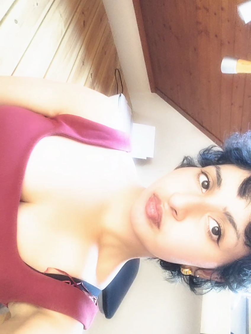 @💫