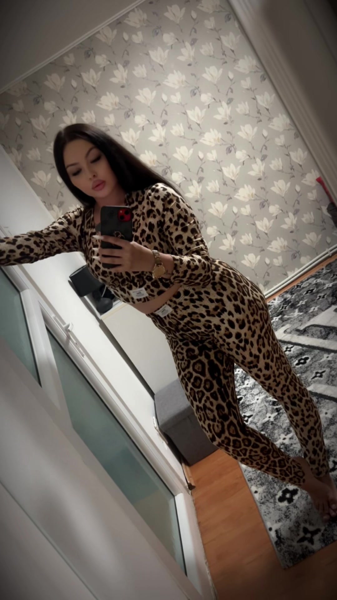 @Denyy