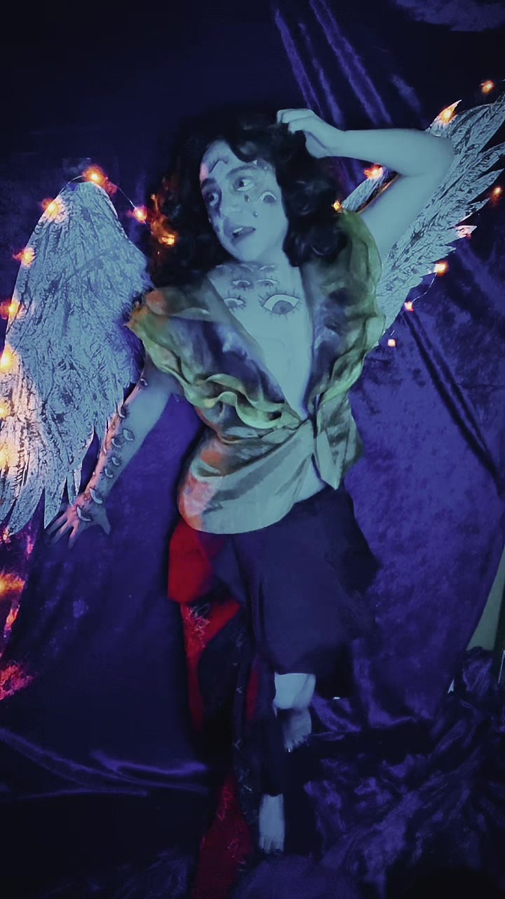 @Nicki 🦇