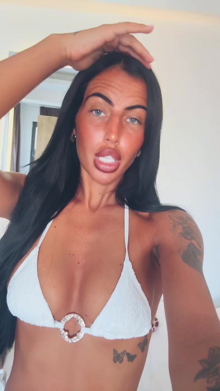 @parisbrooks