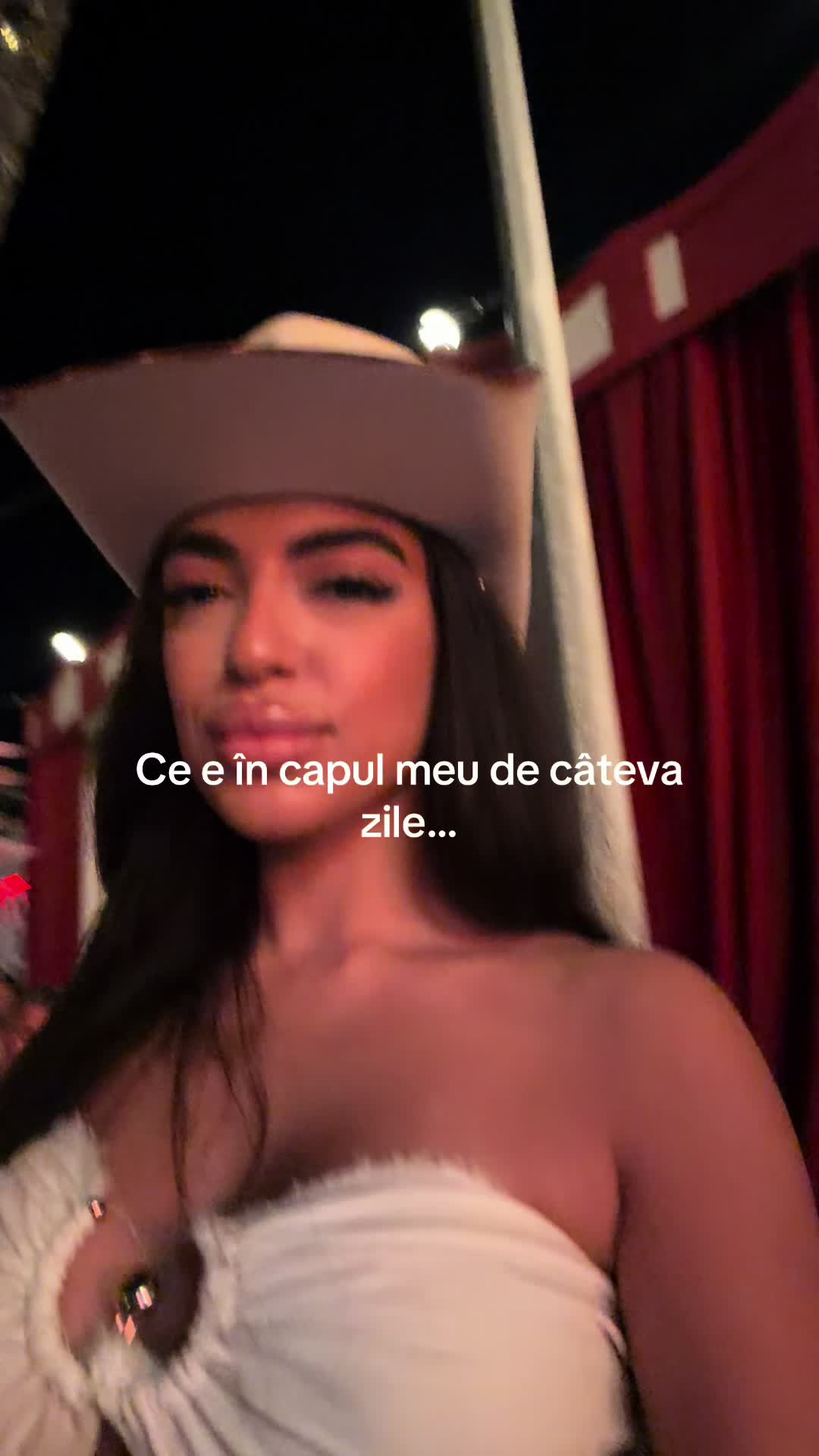 @Larisa Miruna