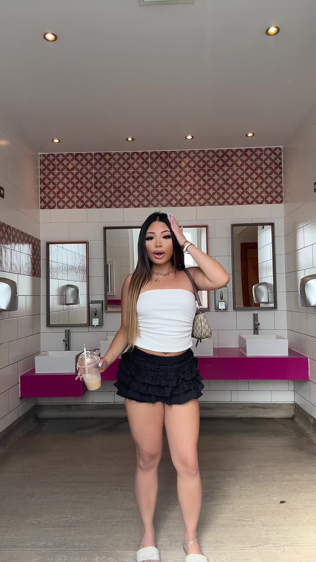 @anjelix2
