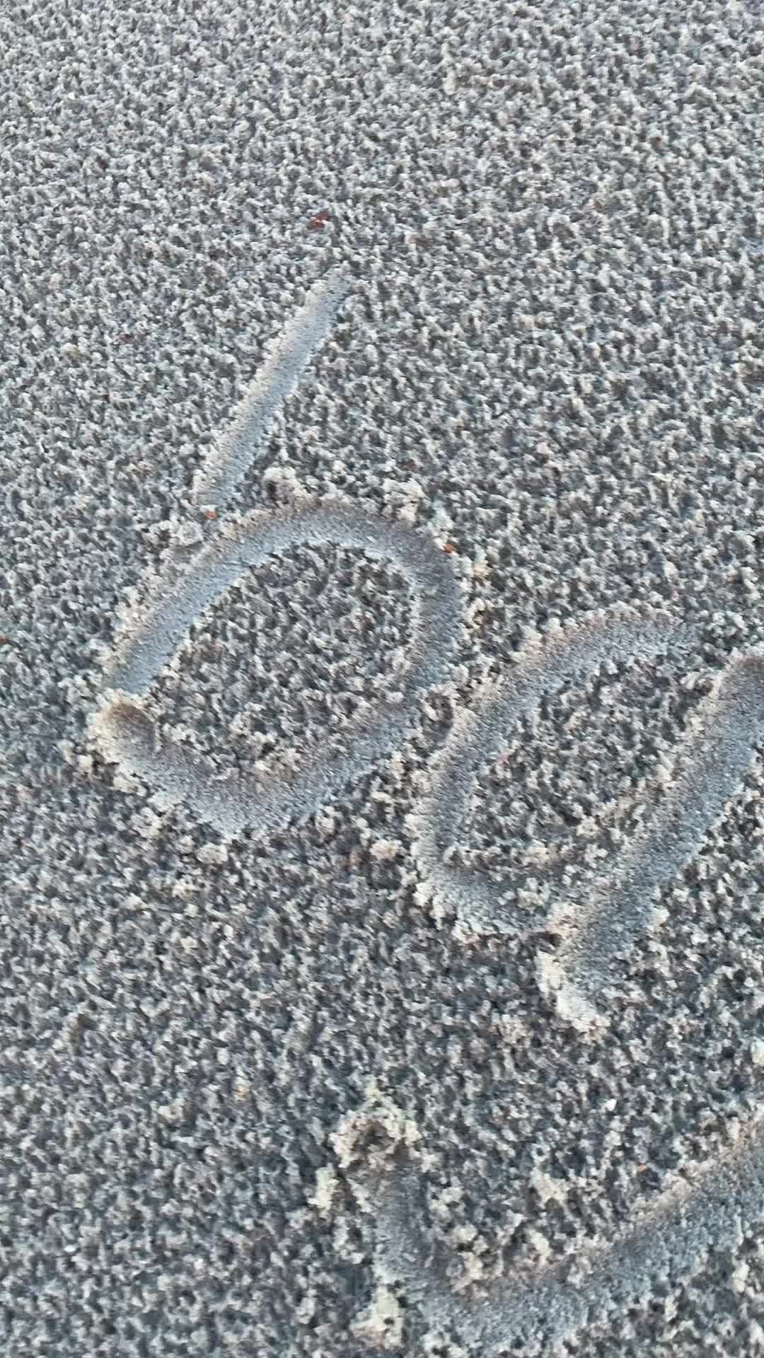 @⛤