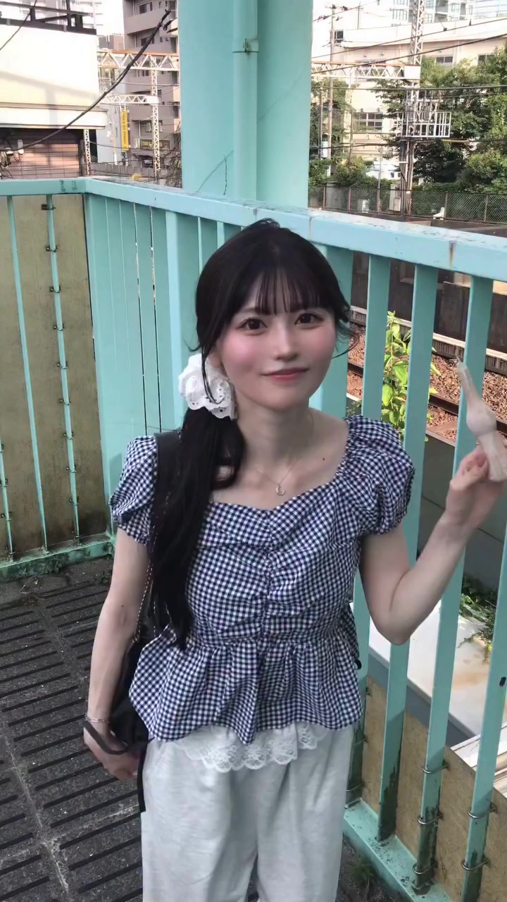 @山奈