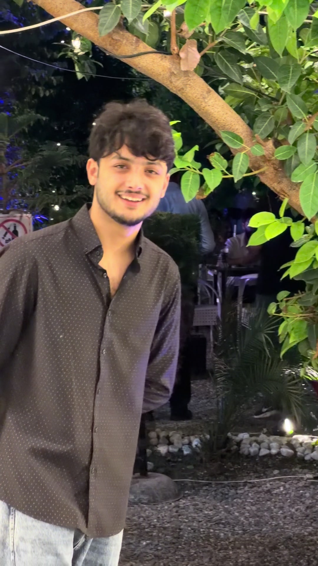 @Hussain_🫀