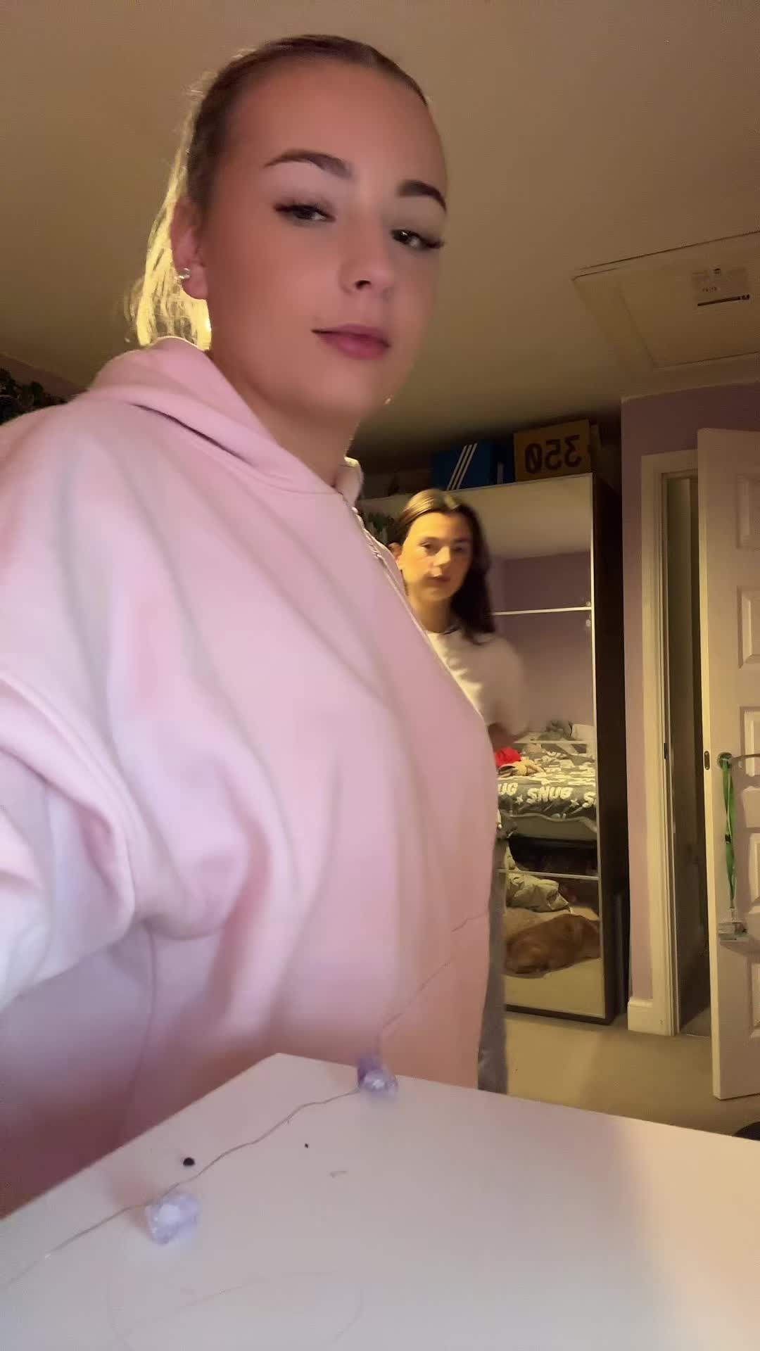 @ameliaszkoludaxx_