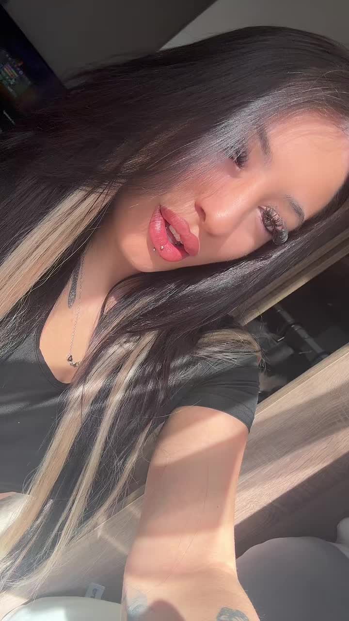 @𝒜𝓃𝓃𝒶 🐆🤎