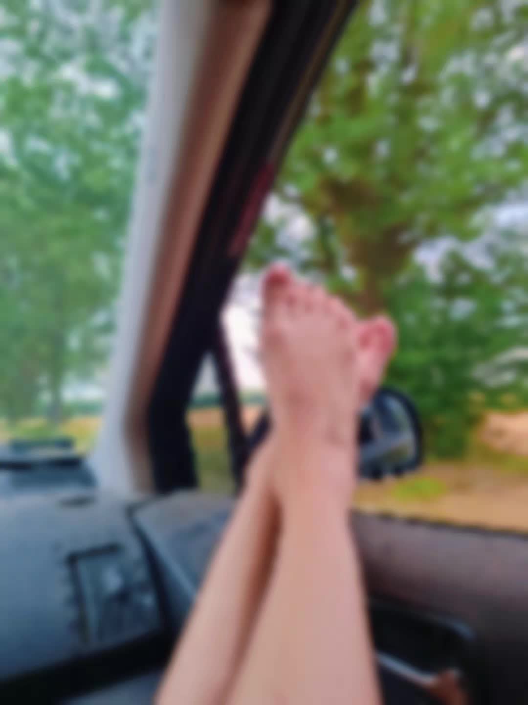 @Moncsy_P