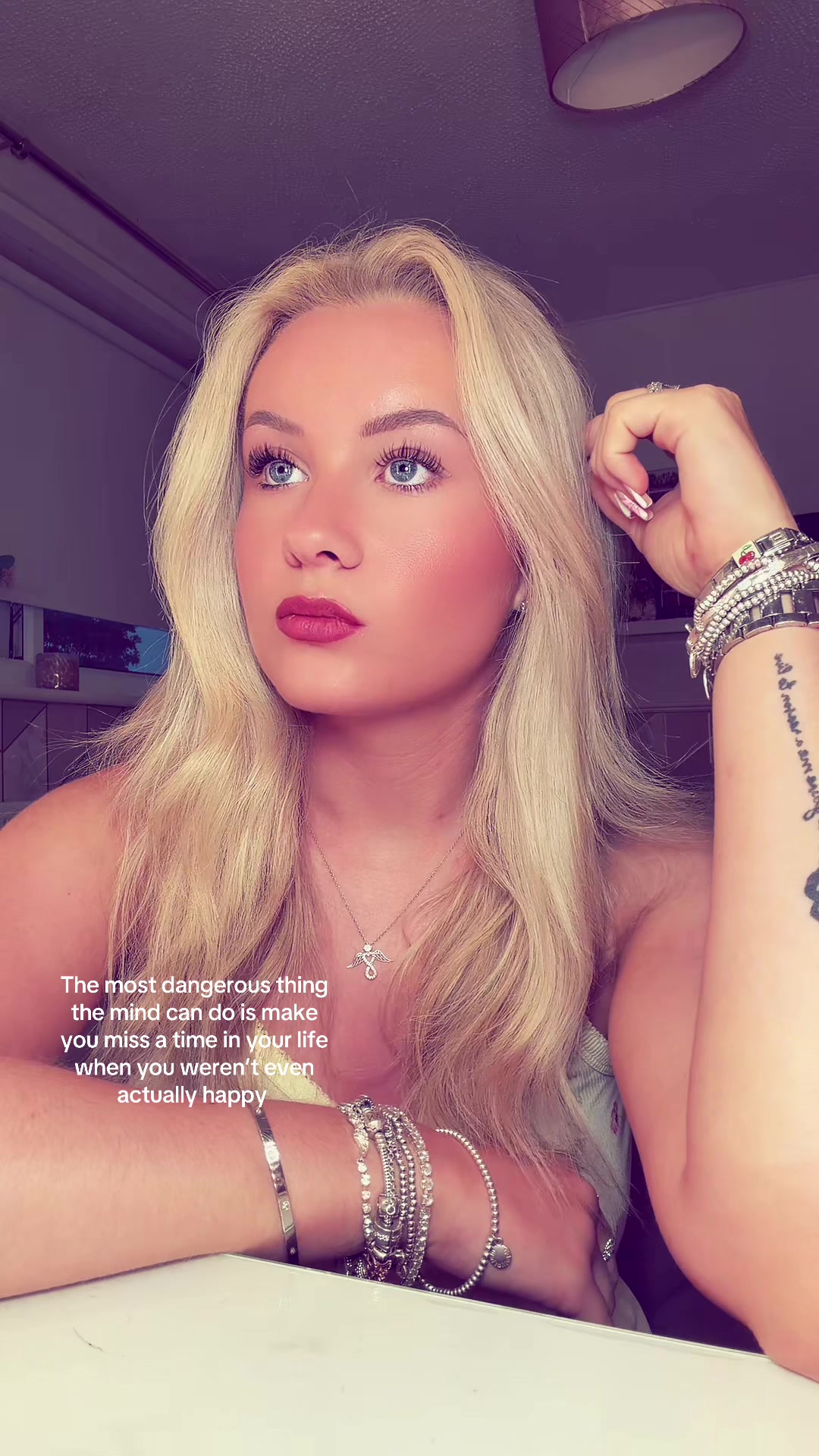 @EmmaMofficial
