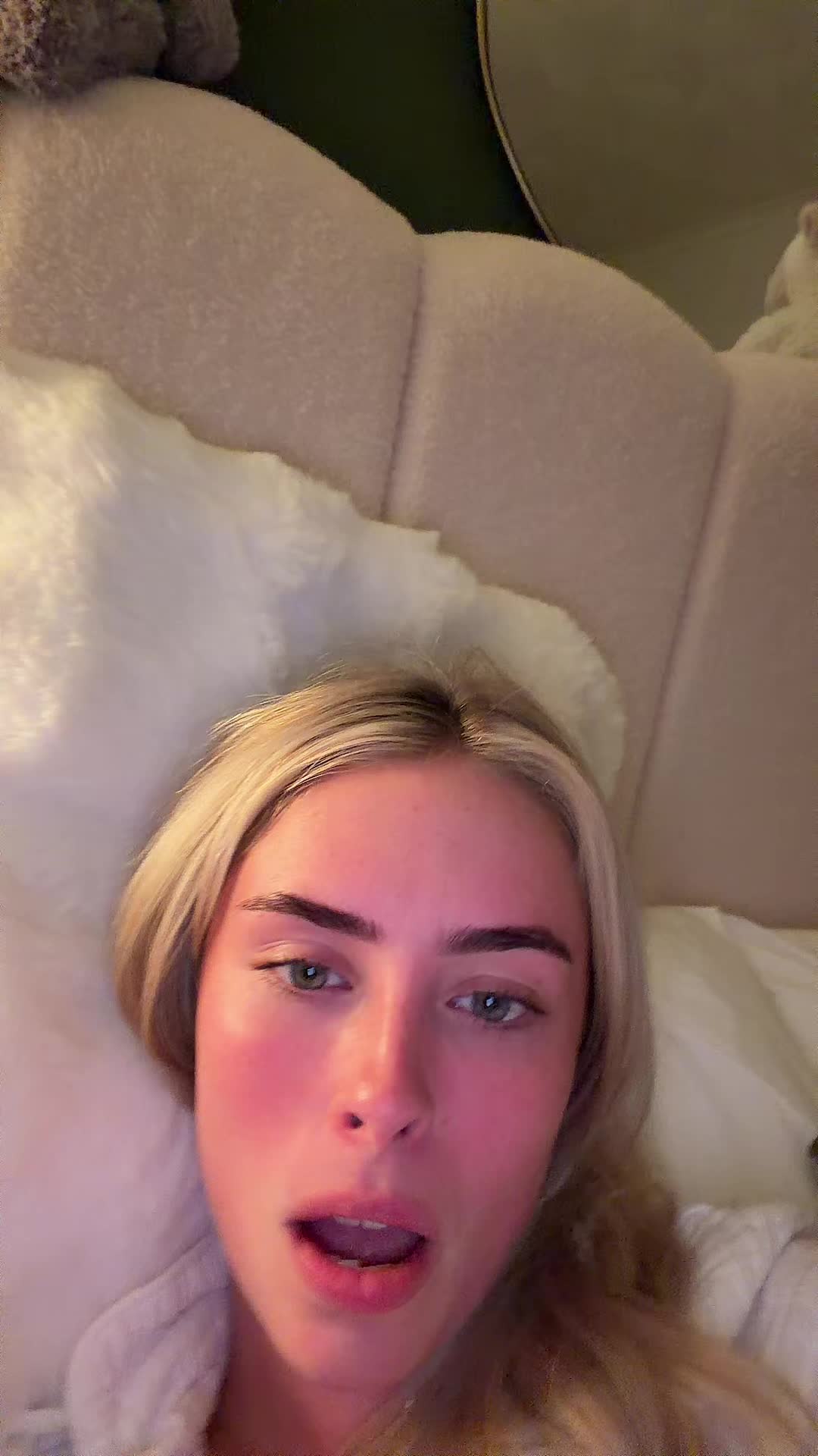 @huhnellywho