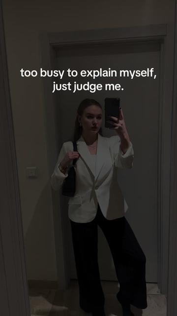 @simona.sr