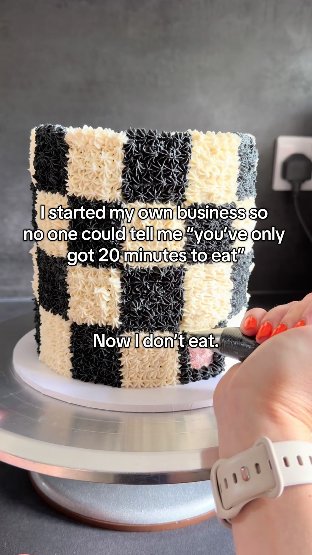 @SinderellaBakes
