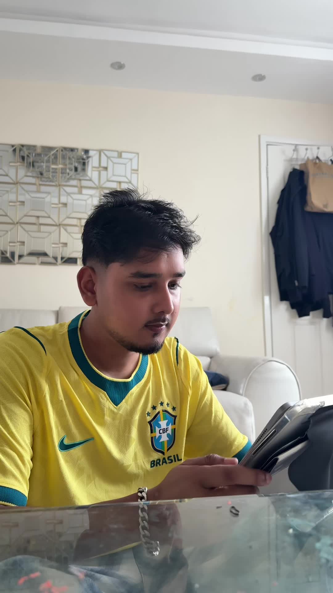 @Tanvir Vlogs