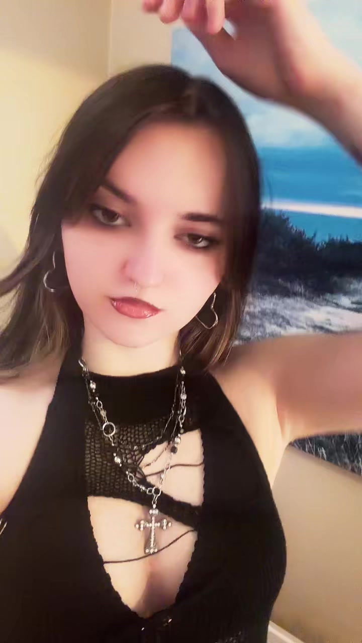 @evie (offline)