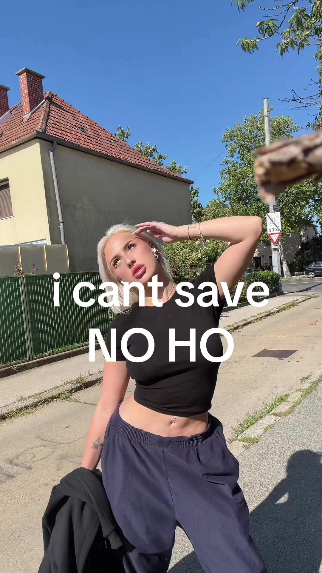 @Sara Dodevska