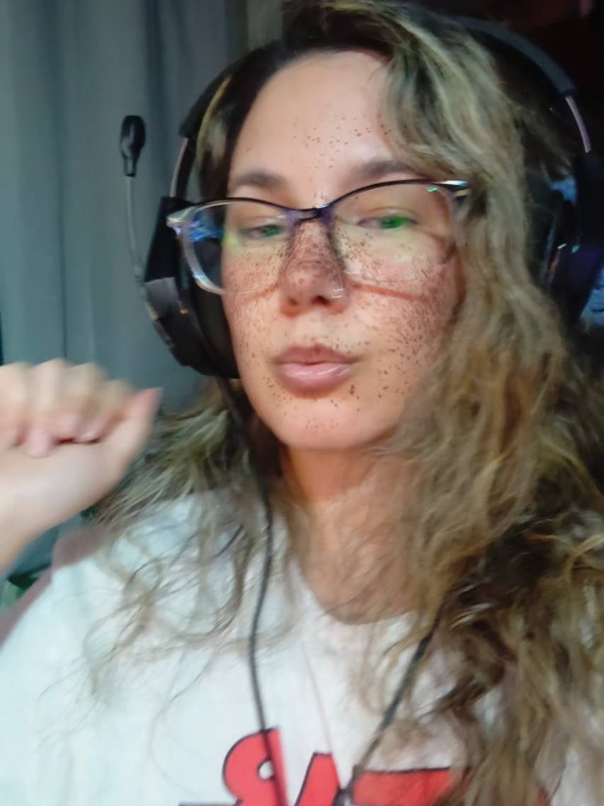 @🥭Yumiiko🍓 /Twitch
