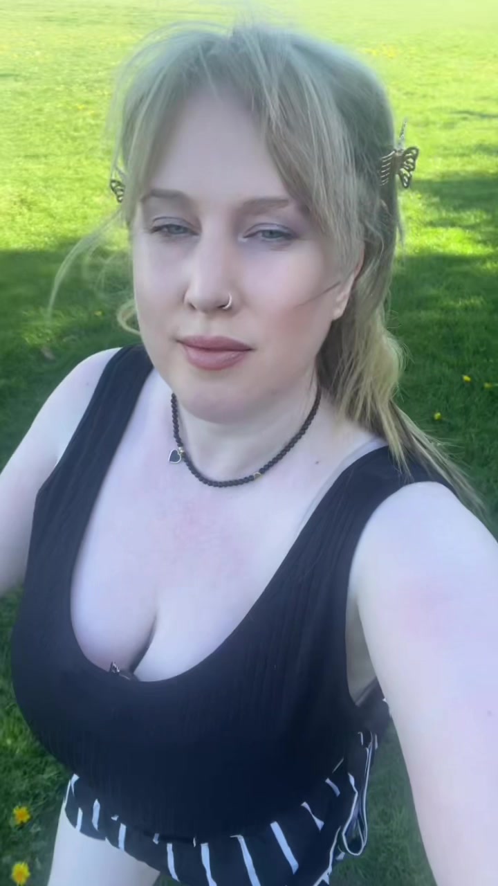 @🧚♀️ 💖Sarah Louise💖🧚♀️