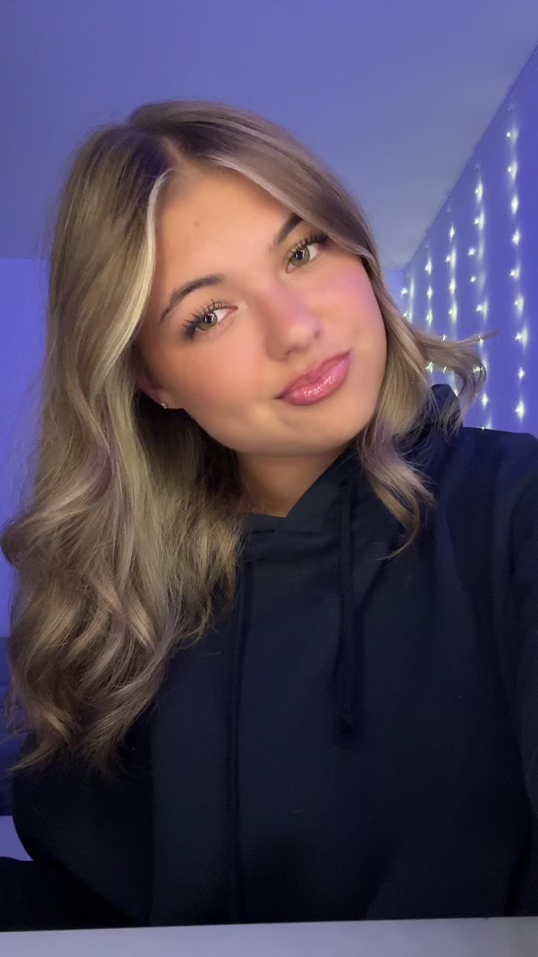 @𝐶𝑎𝑡ℎ𝑙𝑦𝑛
