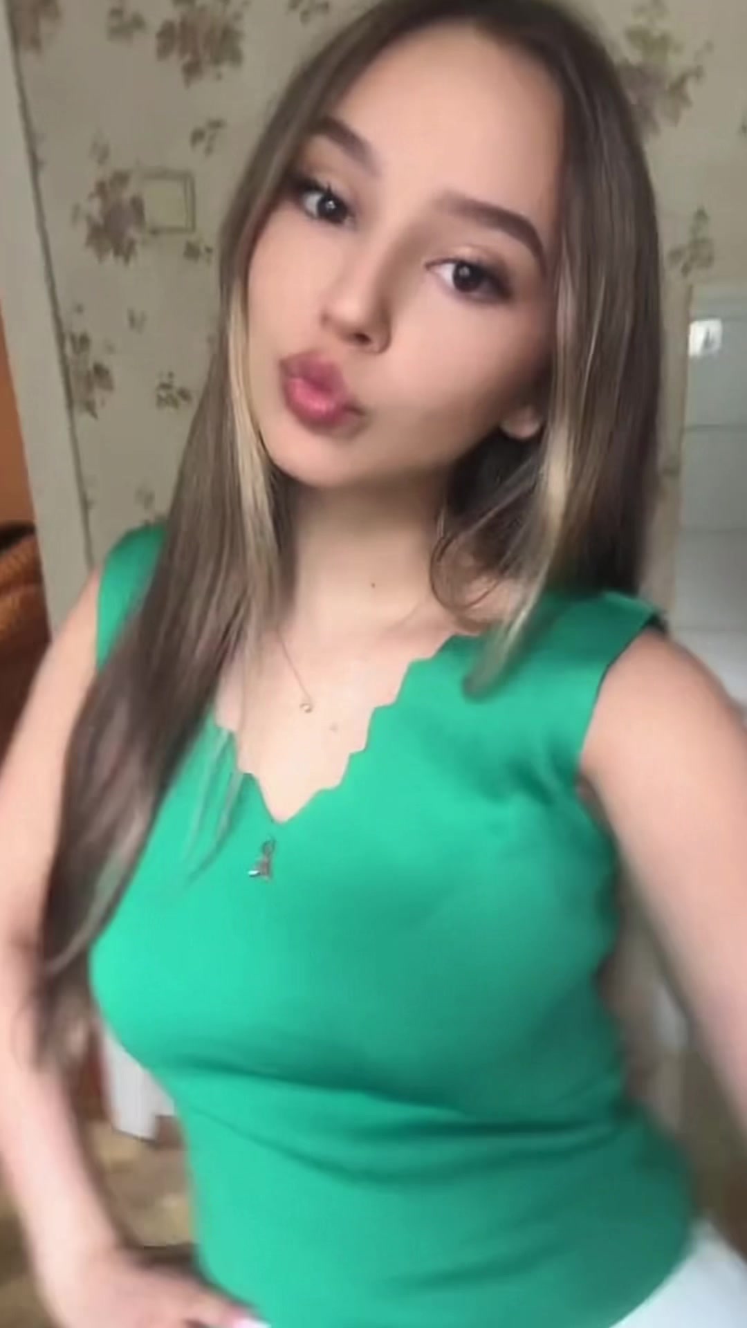 @izabela